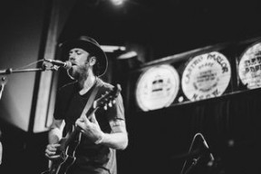 九游娱乐网站-美洲杯明星大爆发：精彩表演，万人瞩目！，美洲杯原名