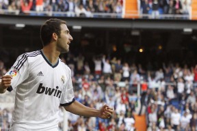 九游娱乐官网-东契奇空砍39分 斯洛文尼亚出局，东契奇斯洛文尼亚集锦