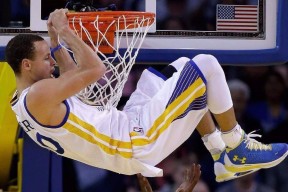 九游网页官网-霍勒迪带队冲击快攻雄鹿保持领先，霍勒迪顶薪续约雄鹿