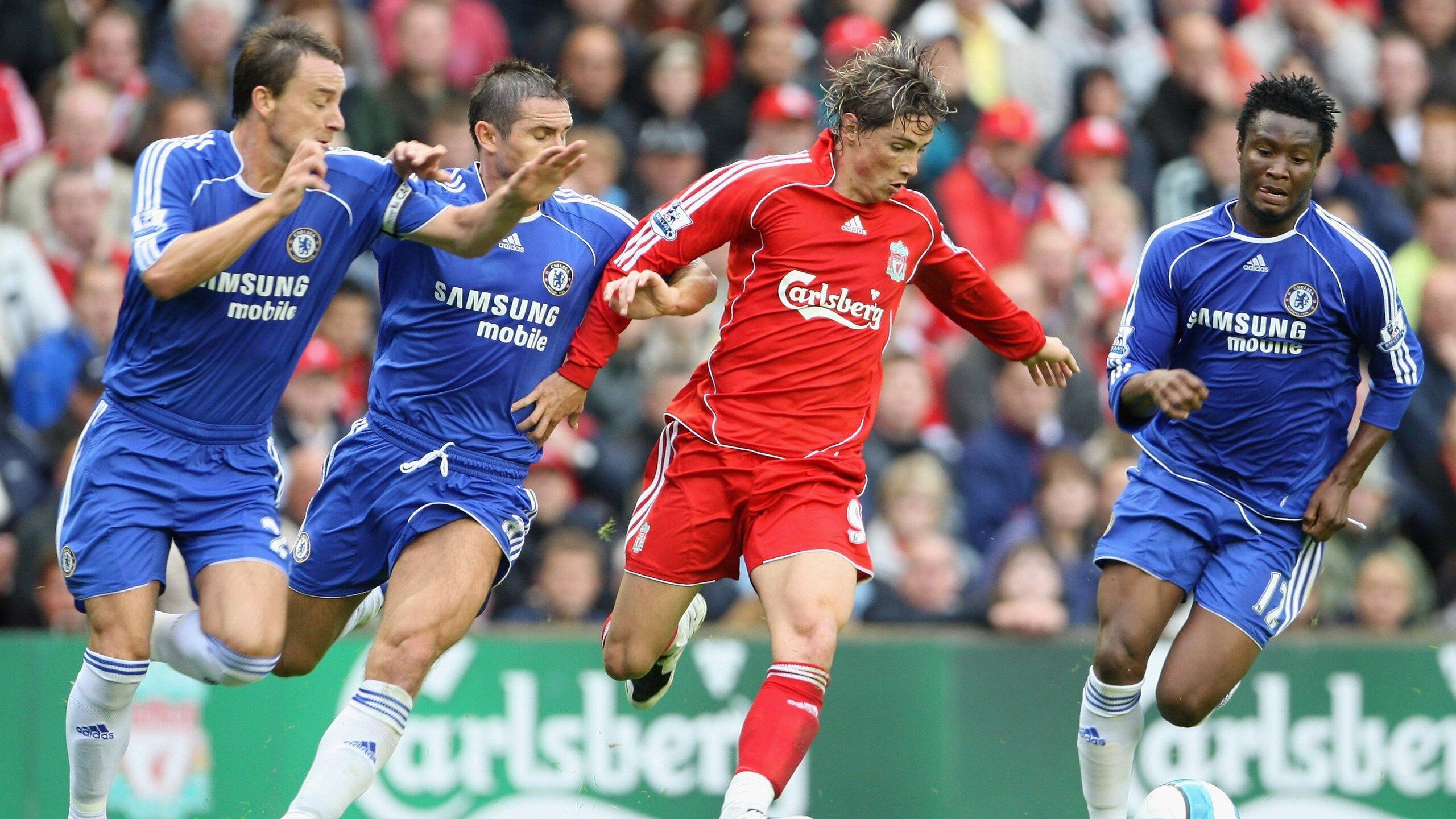 中超联赛球队战术分析与应用案例，中超首阶段团队制胜